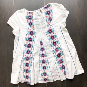 Anthropologie | Akemi + Kin Embroidered Blouse